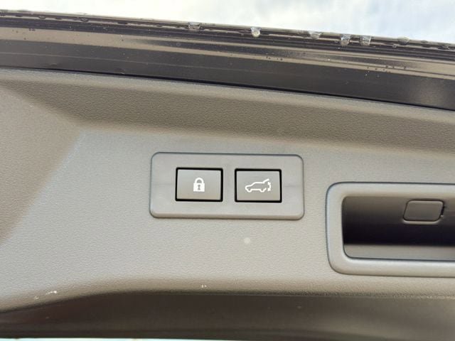 New 2026 Subaru Outback Touring XT AWD/4WD image 16