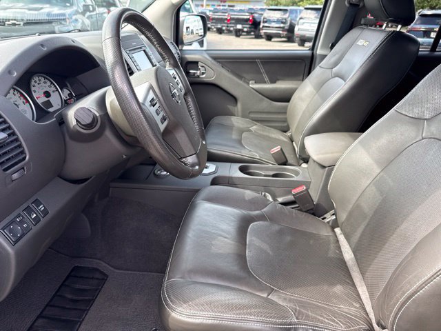 Used 2020 Nissan Frontier PRO-4X w/ Pro-4x Utility Package AWD/4WD image 19