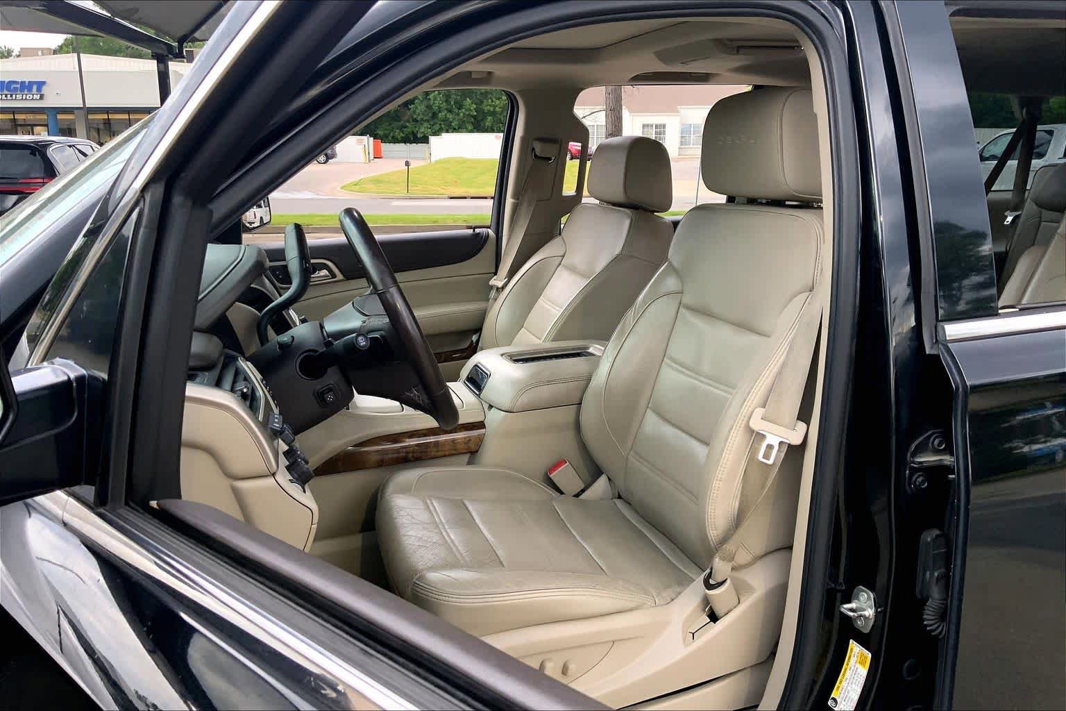 Used 2016 GMC Yukon XL Denali w/ Open Road Package AWD/4WD image 7