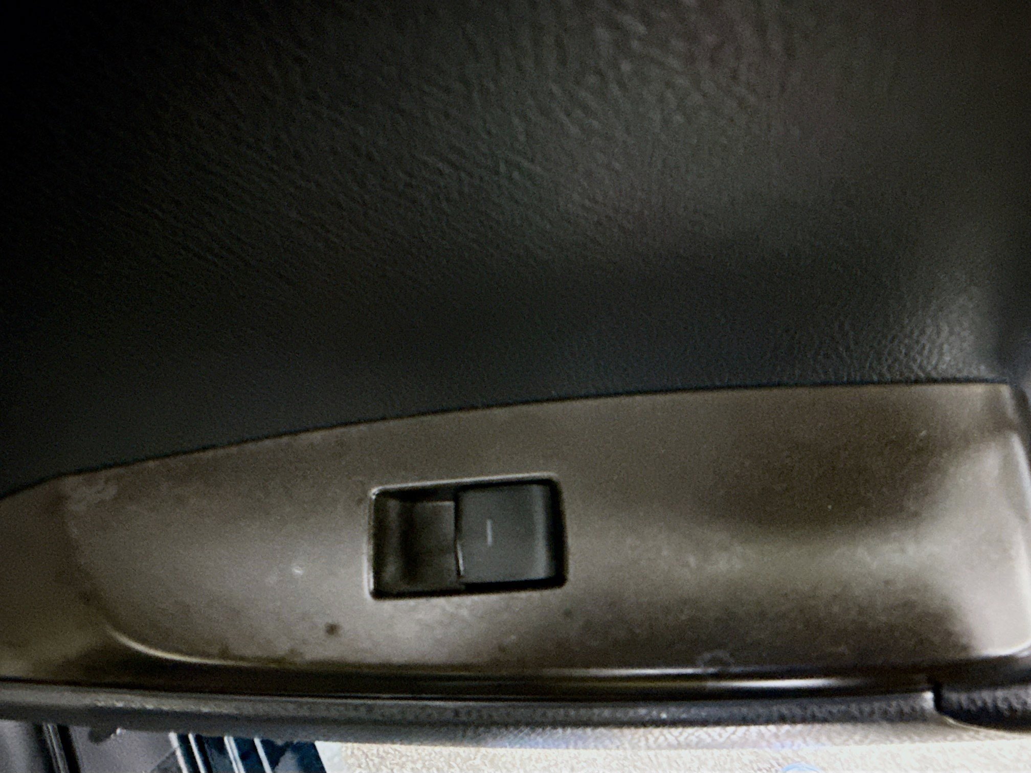 Used 2021 Toyota Camry LE image 30