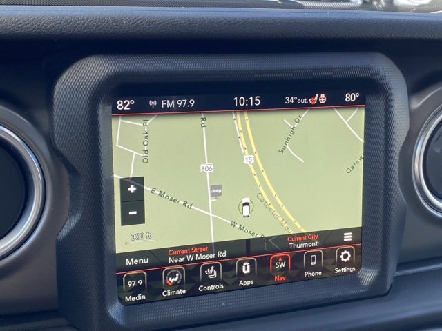 Used 2022 Jeep Gladiator Rubicon w/ Cold Weather Group image 17