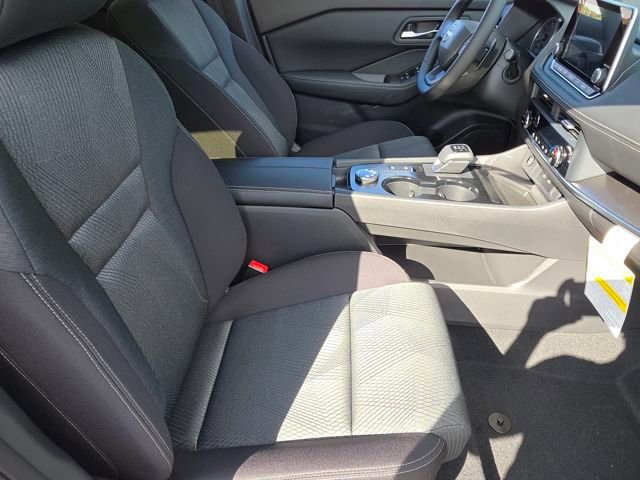 New 2026 Nissan Rogue SV image 25