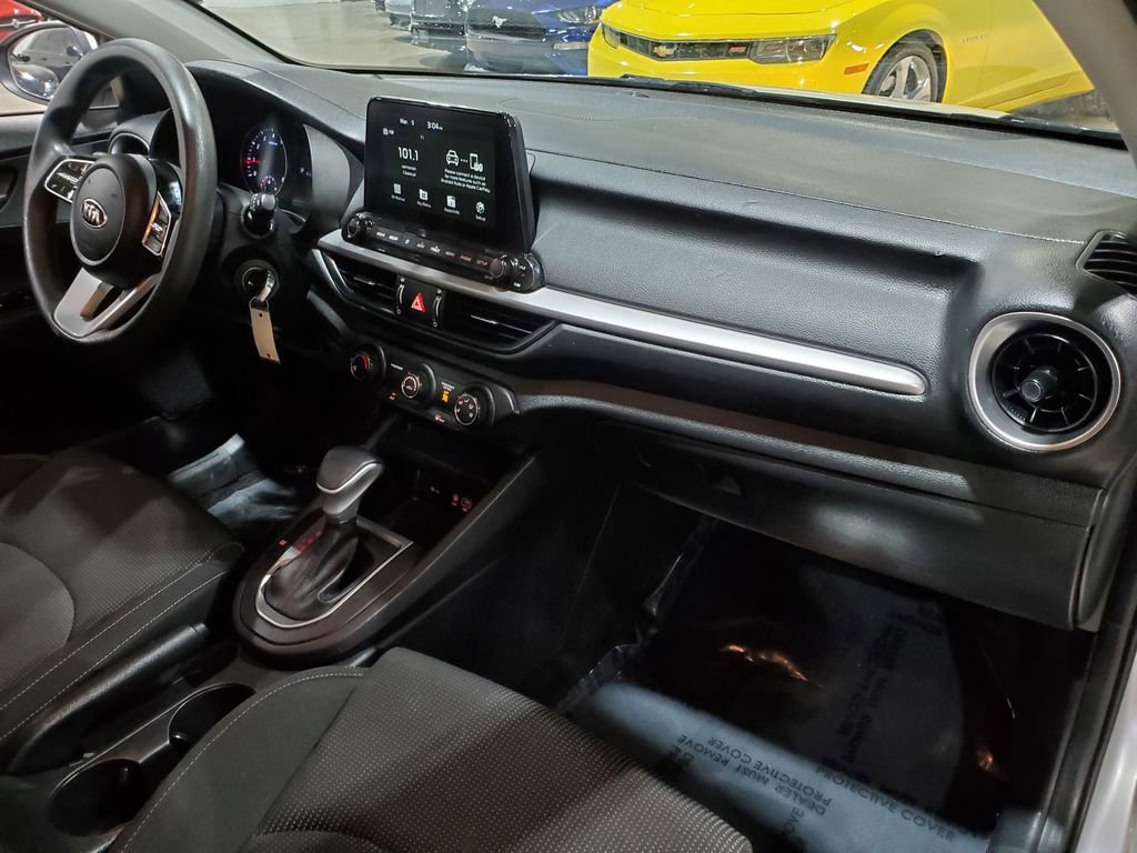 Used 2021 Kia Forte LXS image 15