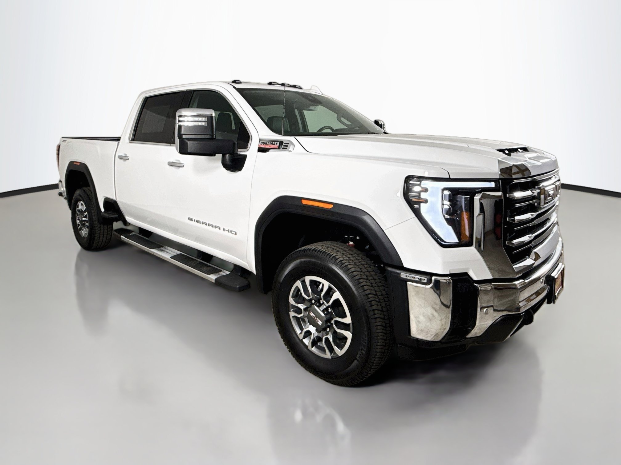 Used 2025 GMC Sierra 3500 SLT w/ SLT Premium Package AWD/4WD image 1