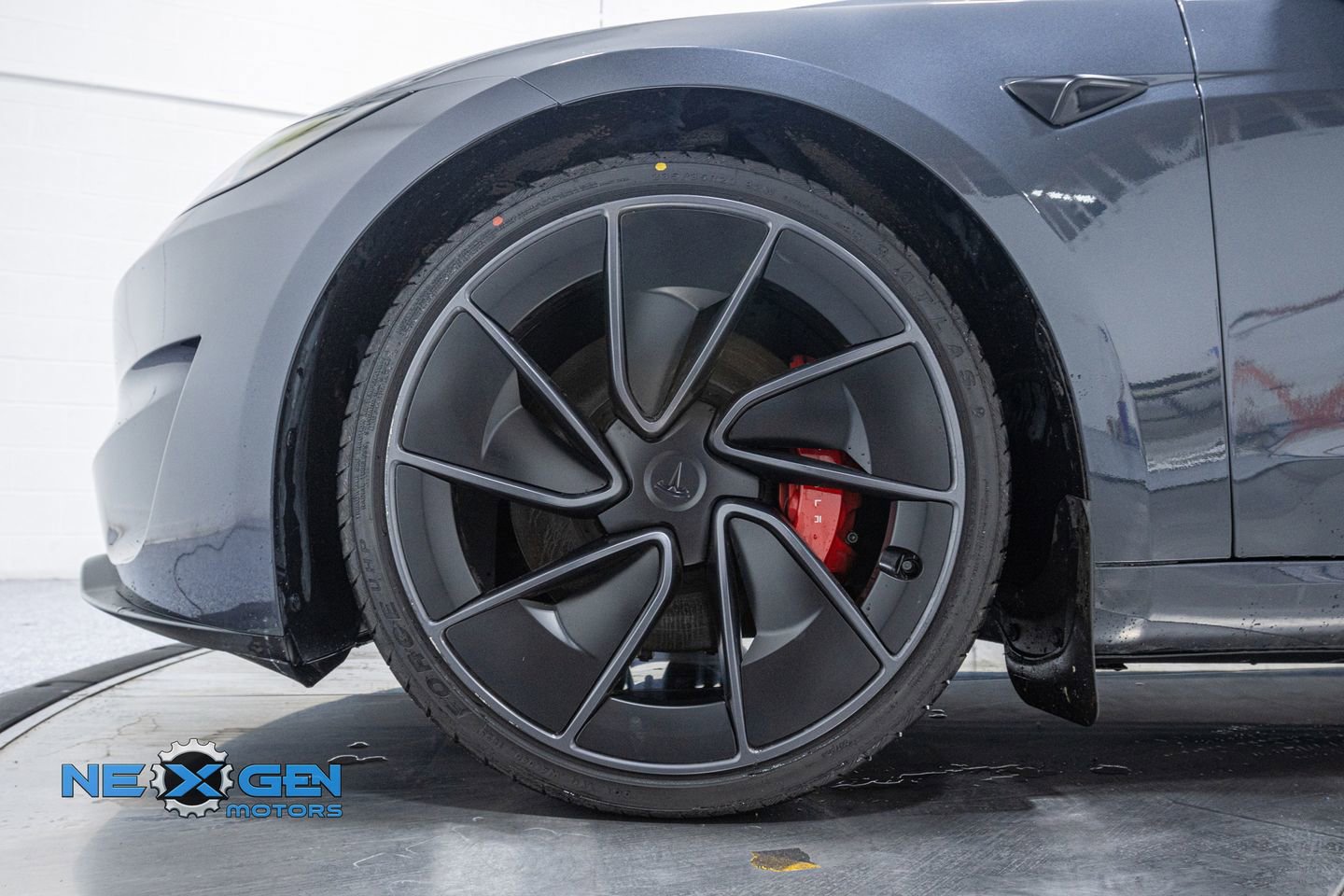 Used 2024 Tesla Model 3 Performance image 38