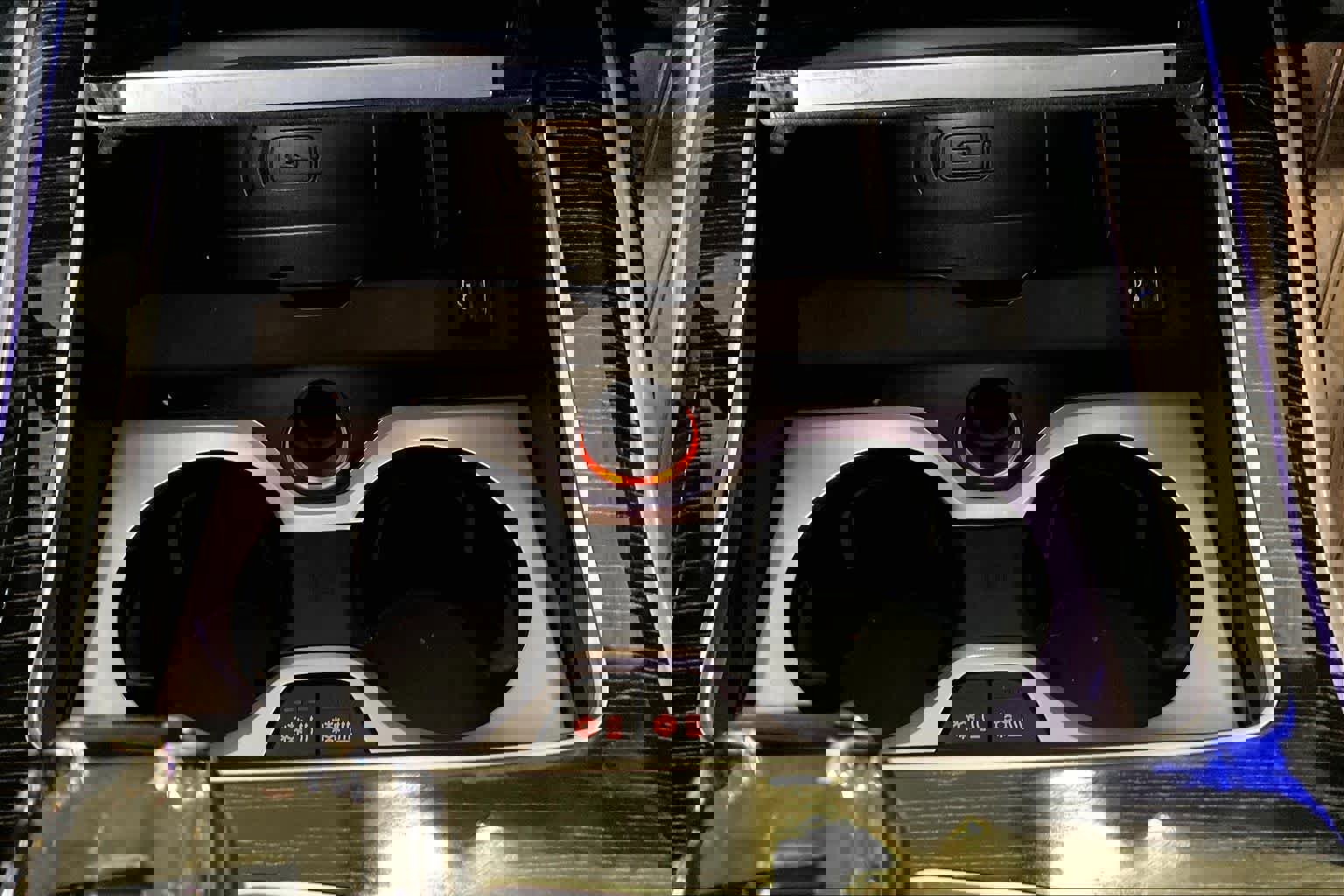 Used 2021 BMW X7 M50i w/ Executive Package image 34