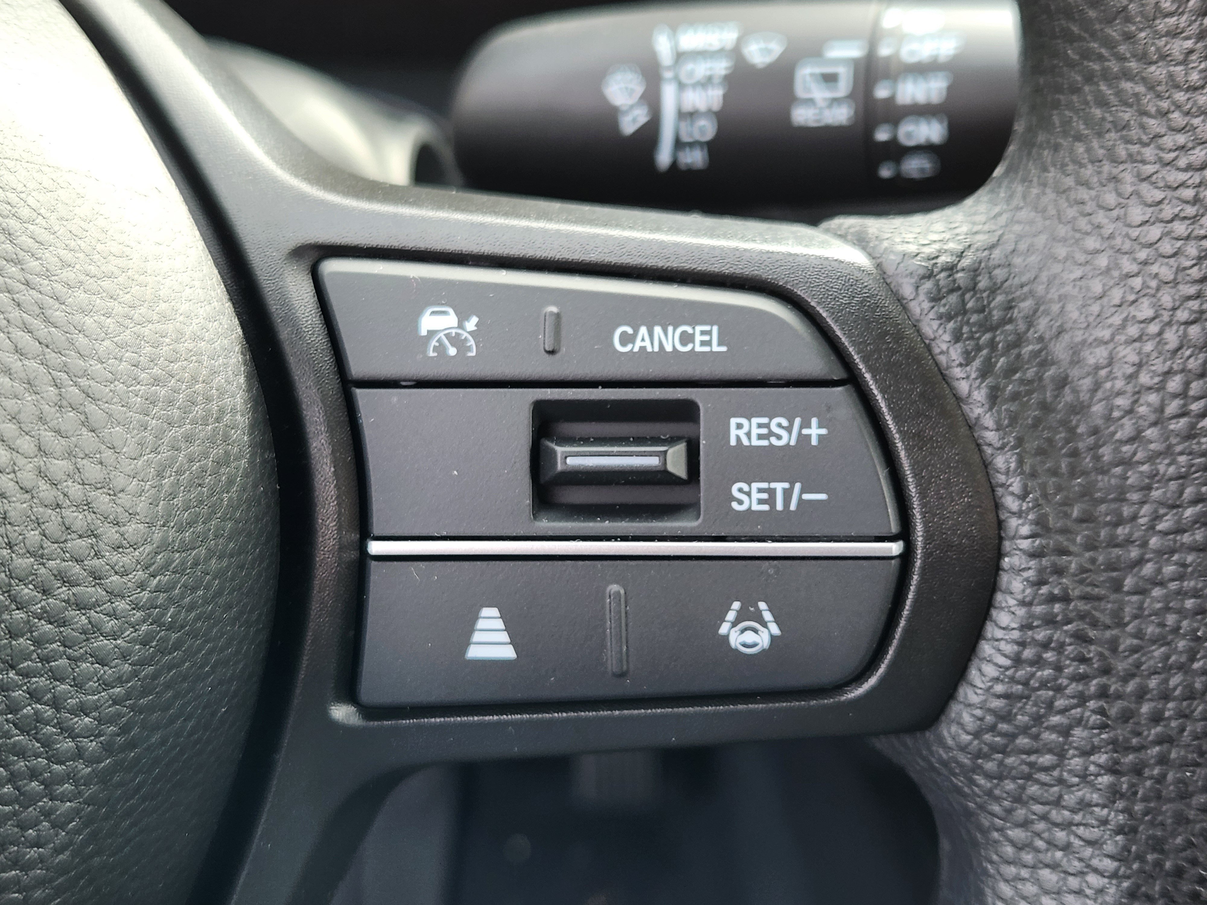 Used 2027 Honda HR-V LX image 23