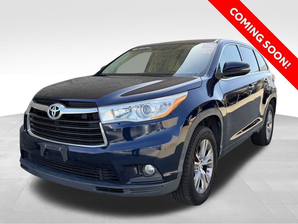 Used 2014 Toyota Highlander Plus FWD image 1