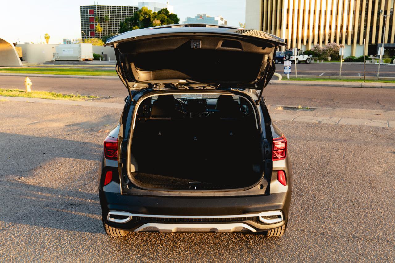 Used 2021 Kia Seltos S FWD image 14