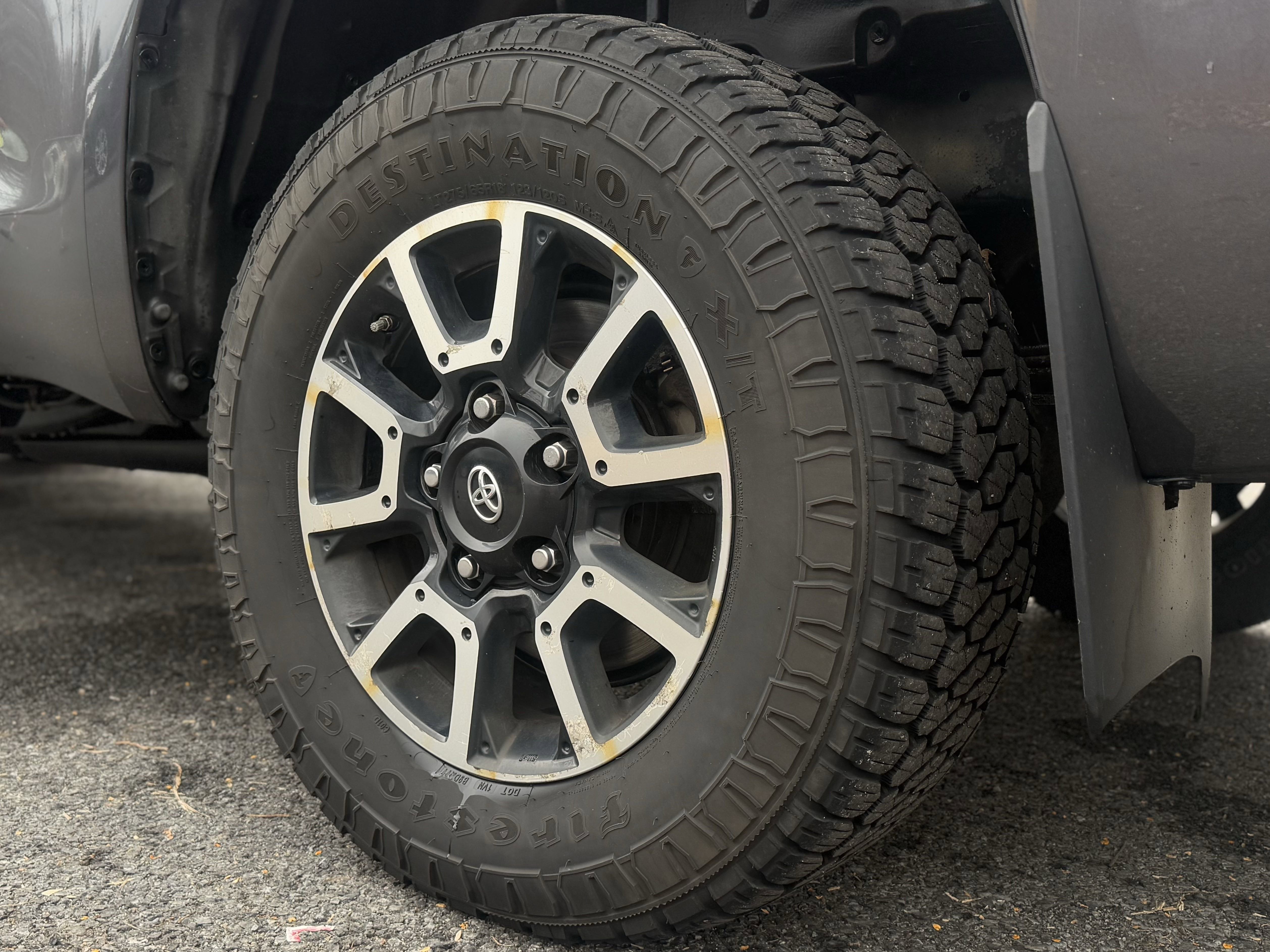 Used 2017 Toyota Tundra SR5 image 11