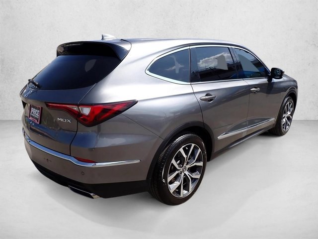 Used 2024 Acura MDX w/ Technology Package AWD/4WD image 4