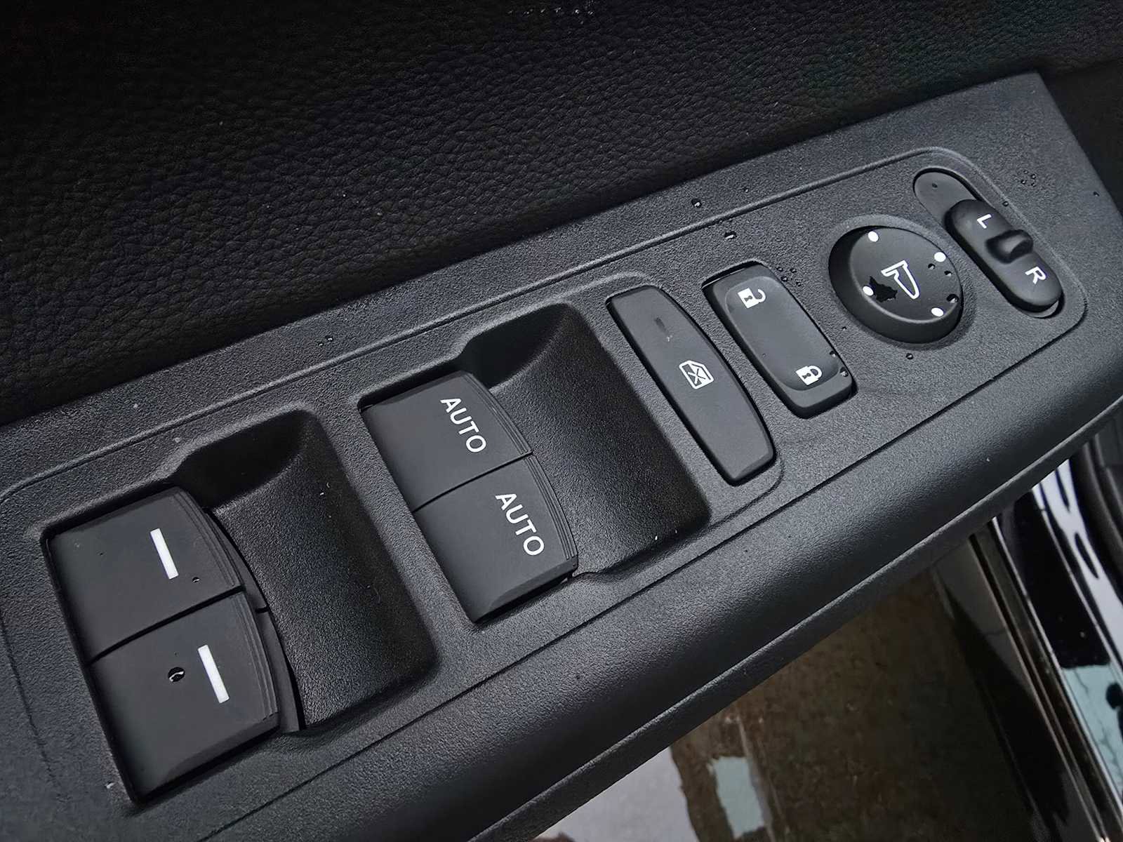 New 2026 Honda CR-V EX image 23