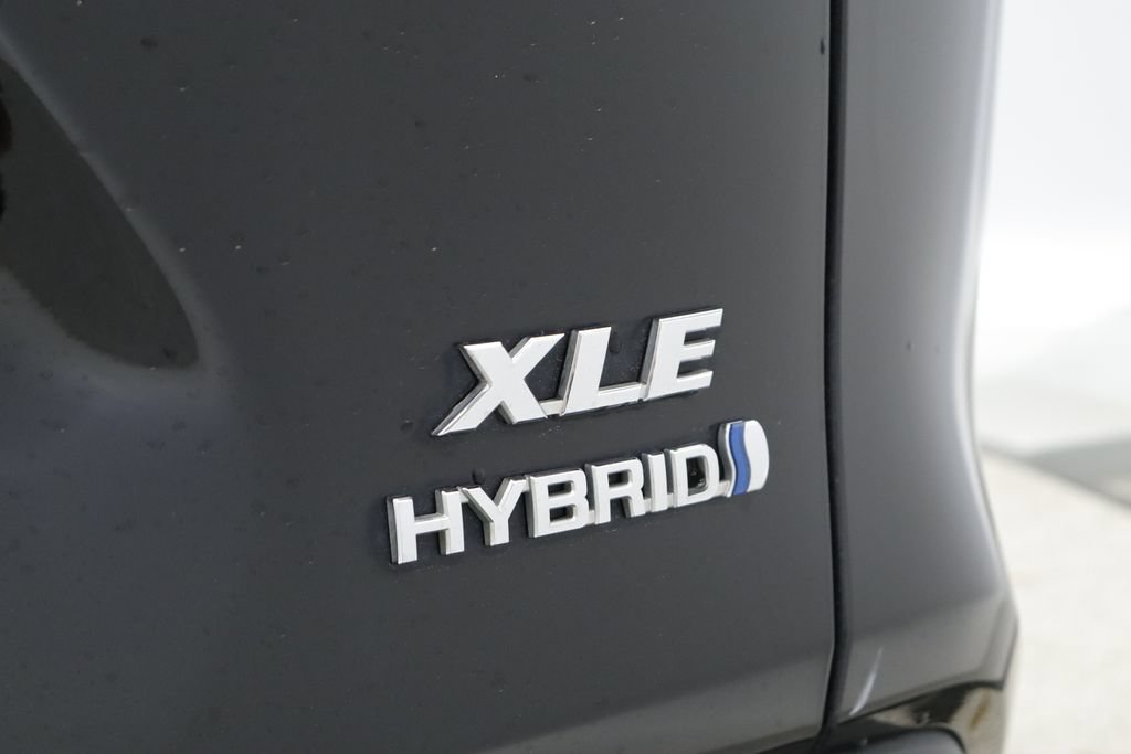Used 2023 Toyota RAV4 XLE w/ Convenience Package AWD/4WD image 19