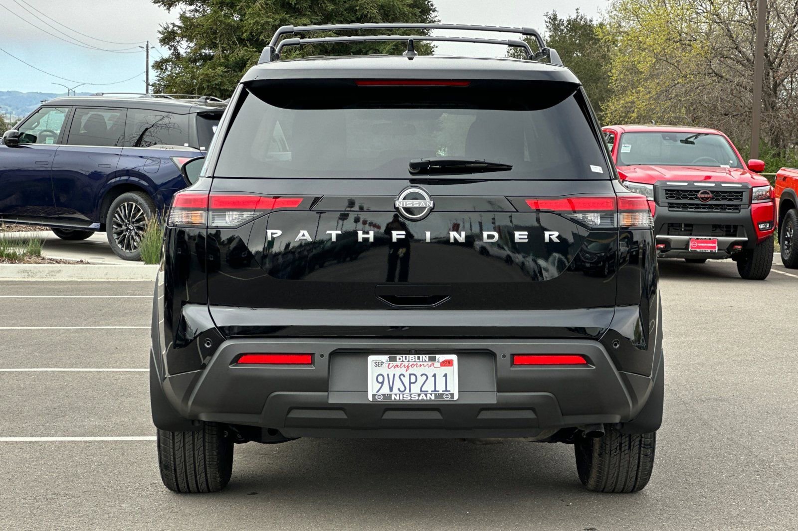 Certified 2025 Nissan Pathfinder SV image 5