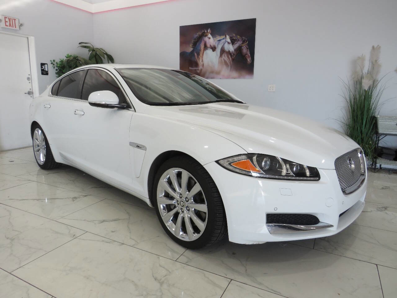 Used 2013 Jaguar XF 3.0 image 2