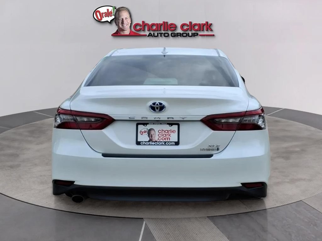 Used 2024 Toyota Camry XLE w/ Cold Weather Package FWD image 5