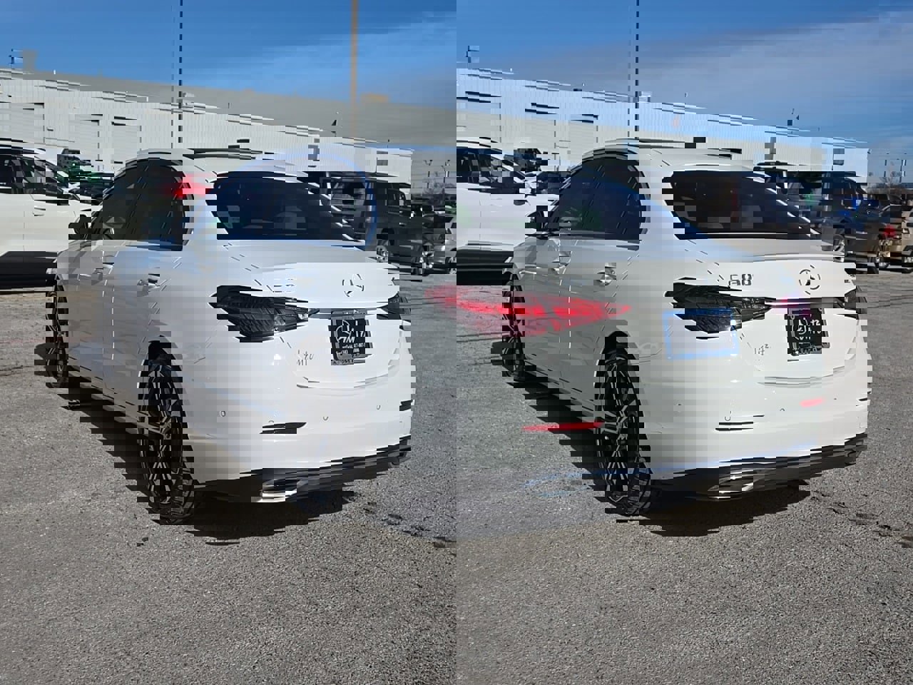 Used 2023 Mercedes-Benz C 300 4MATIC Sedan image 4