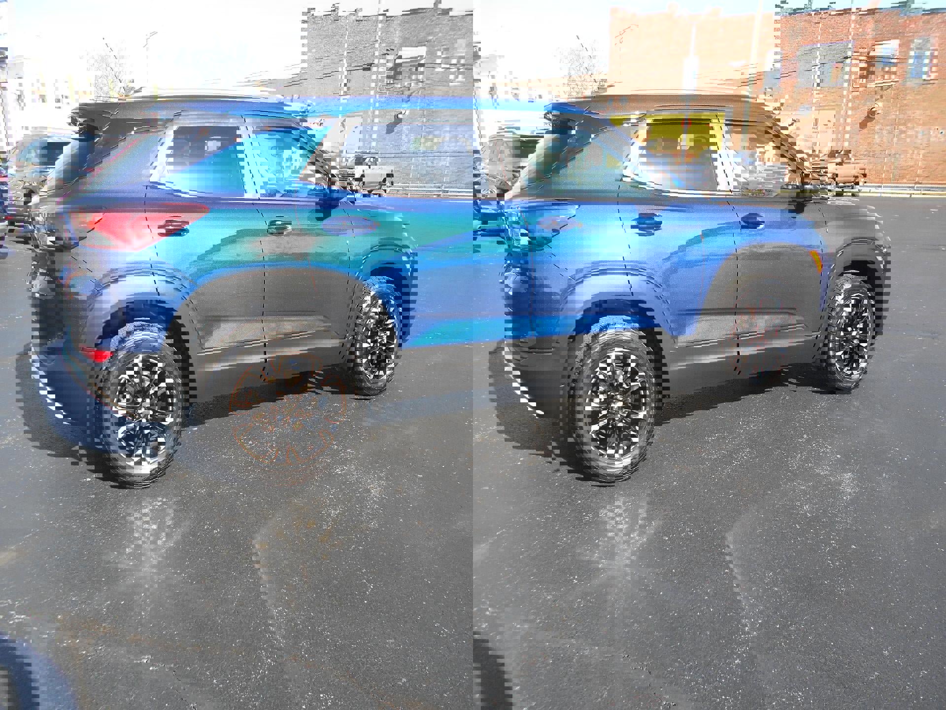 Used 2022 Chevrolet TrailBlazer LT image 2