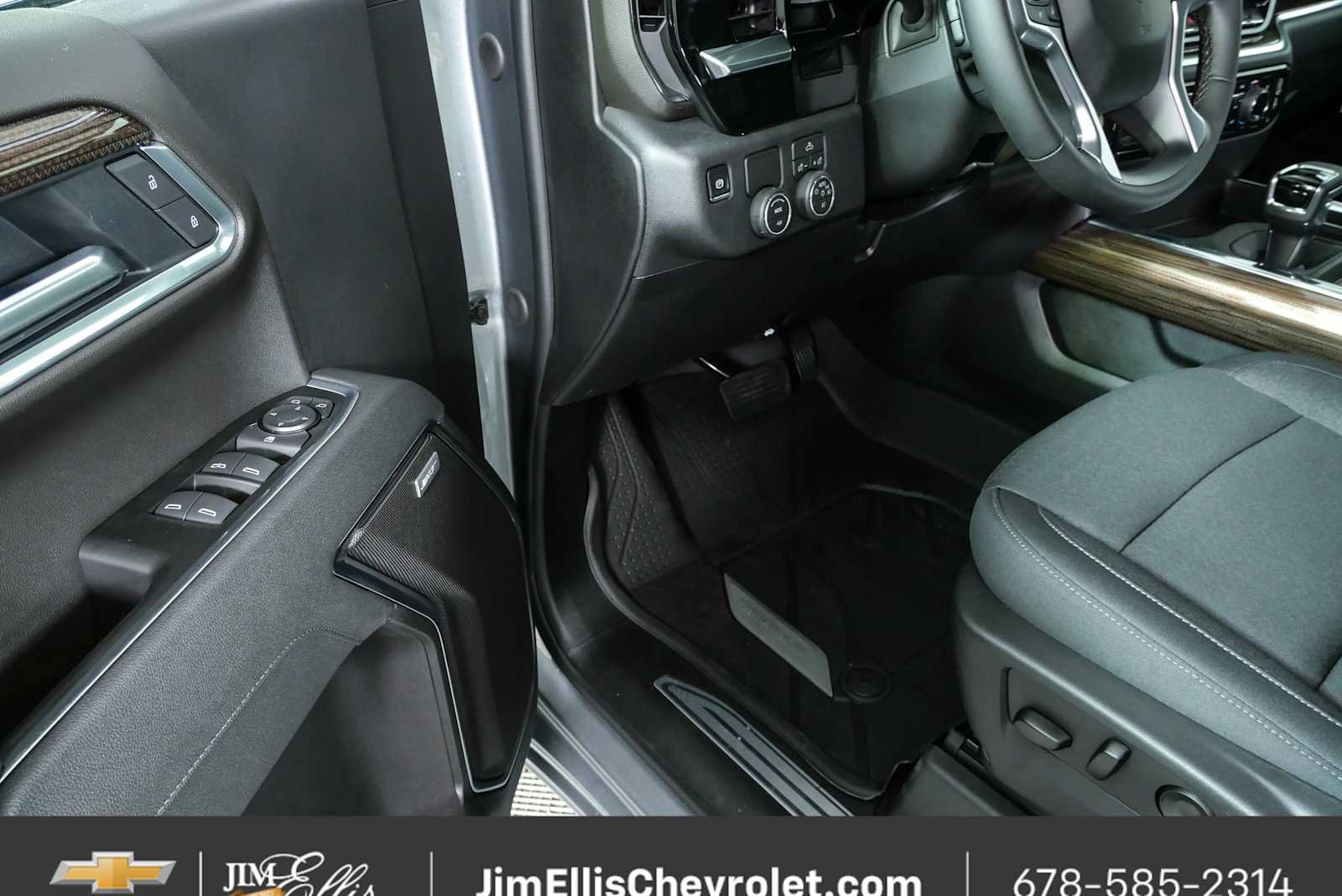 New 2026 Chevrolet Silverado 1500 RST w/ True North Edition Plus RWD image 8