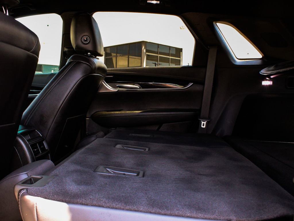 Used 2021 Cadillac XT5 Premium Luxury image 37