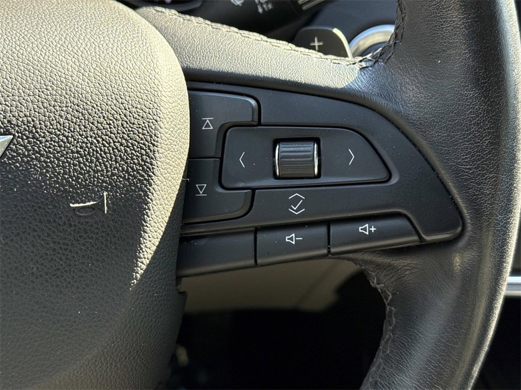 Used 2019 Cadillac XT4 Premium Luxury w/ Cold Weather Package image 25