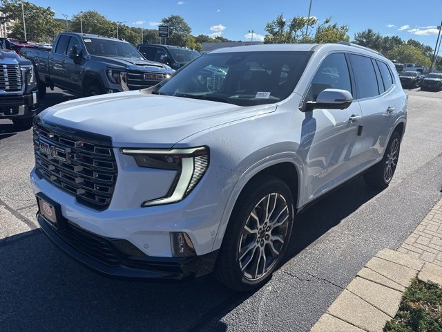 New 2026 GMC Acadia Denali Ultimate image 3