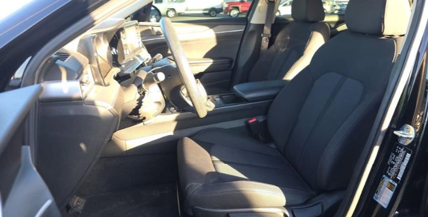 Used 2023 Kia K5 LXS image 5