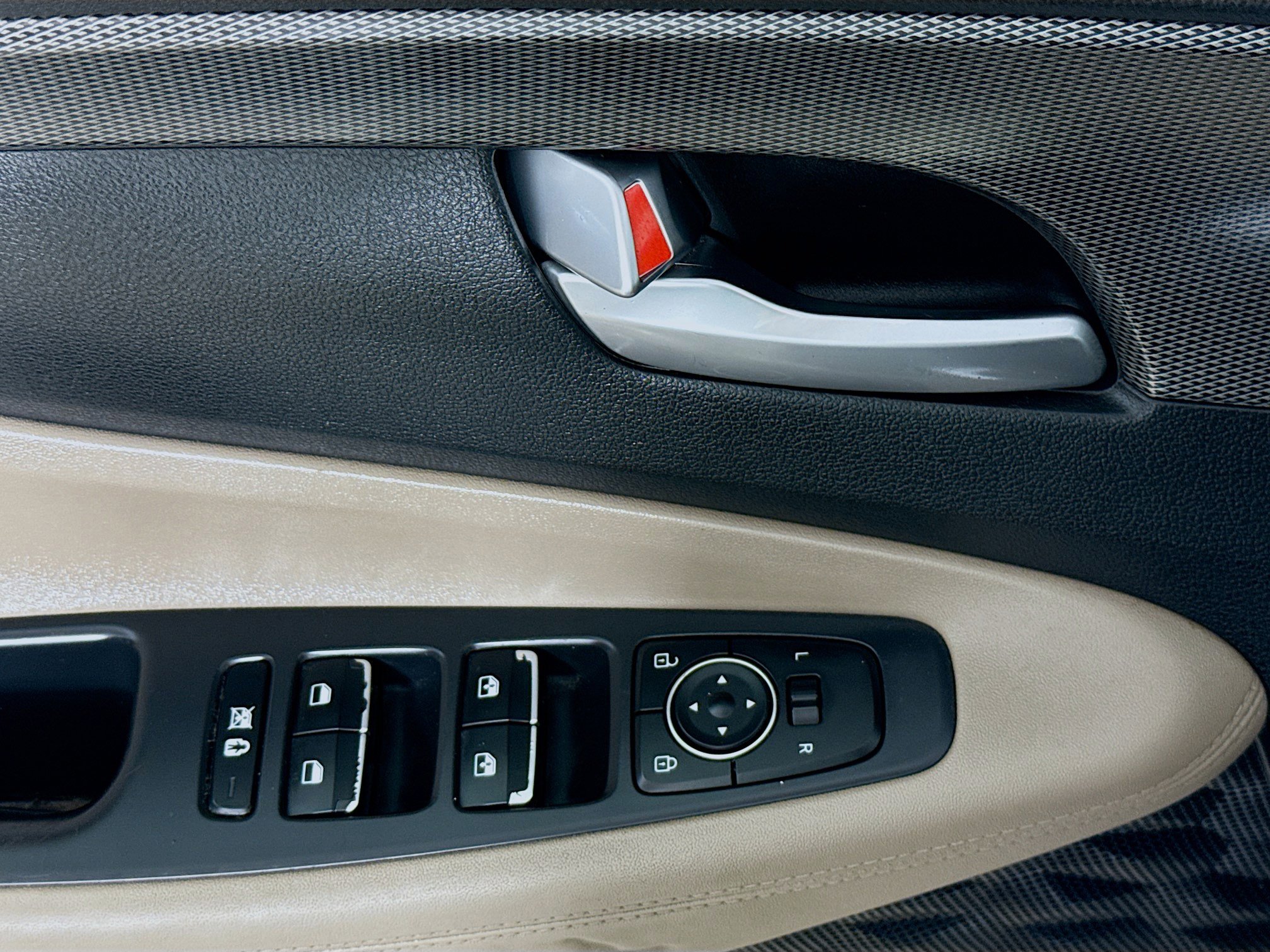 Used 2020 Hyundai Santa Fe SEL w/ Cargo Package image 20