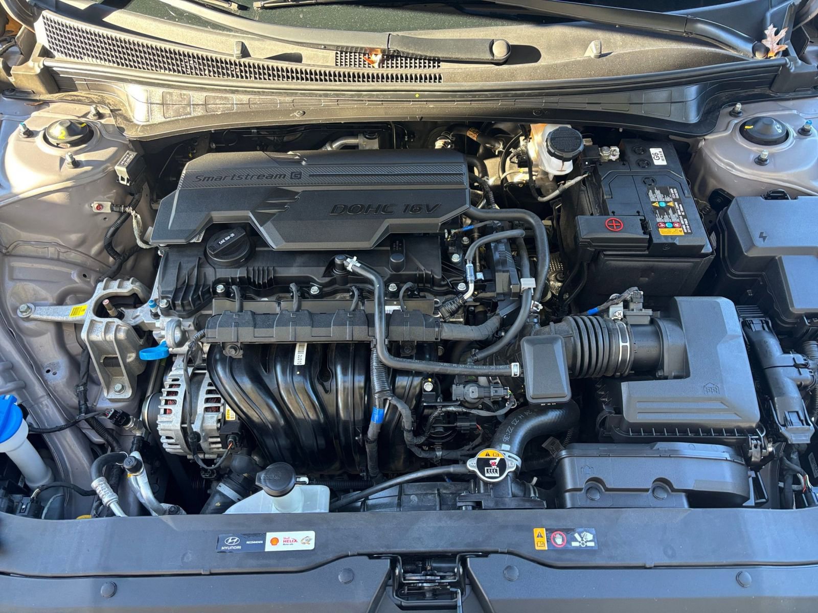 Used 2025 Hyundai Elantra SEL image 28