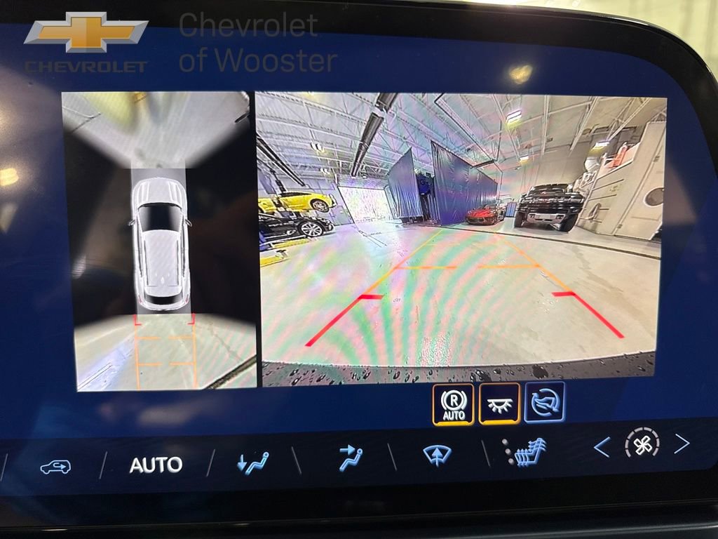 New 2026 Chevrolet Equinox EV LT image 24