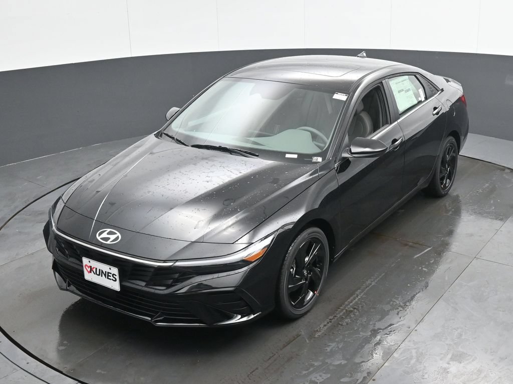 New 2026 Hyundai Elantra SEL Sport Premium FWD image 40