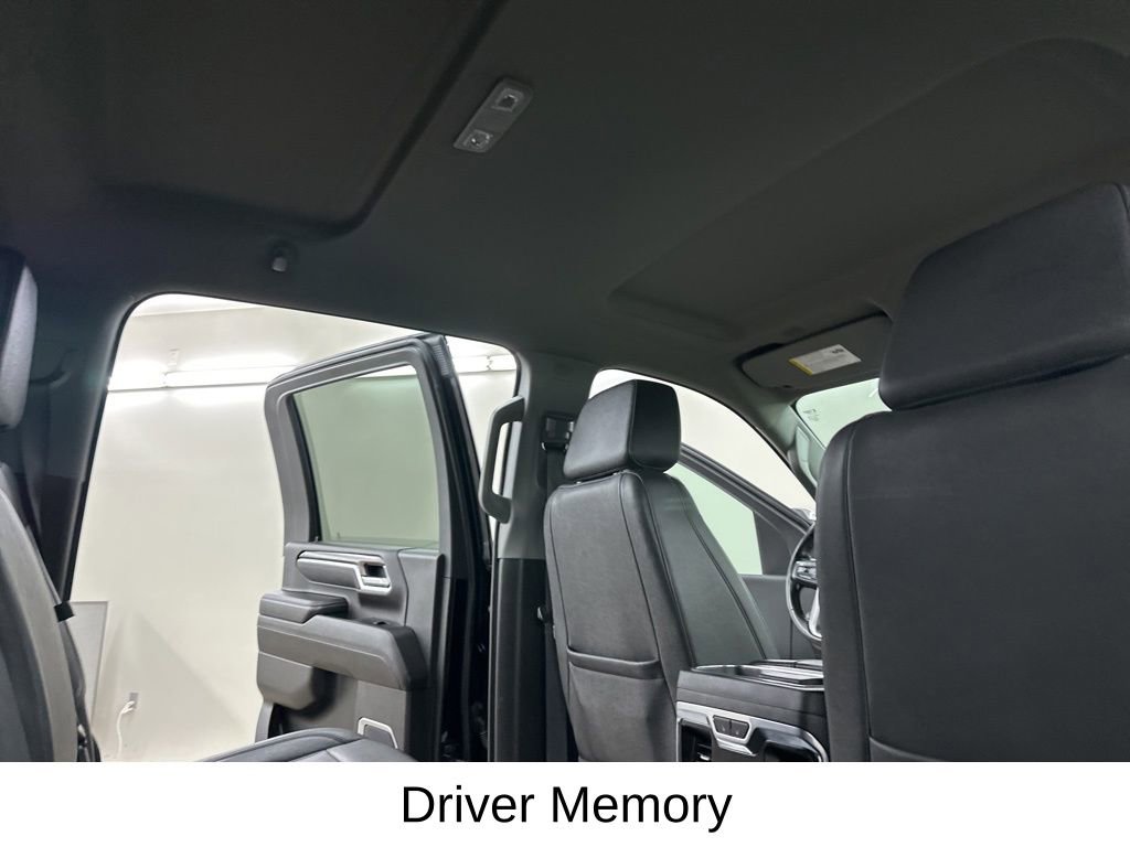 Used 2025 GMC Sierra 2500 SLT w/ SLT Premium Package image 23