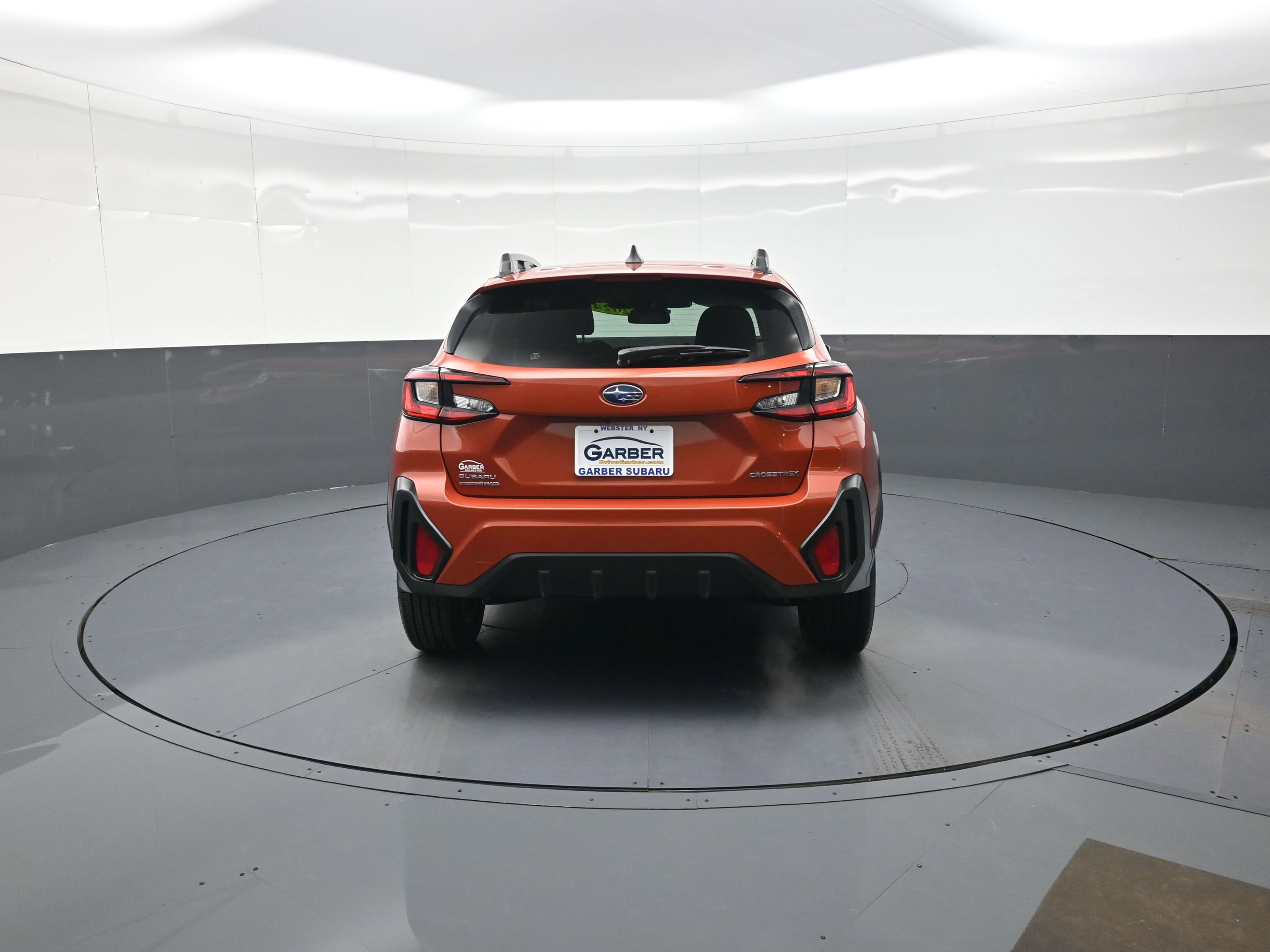 Used 2024 Subaru Crosstrek 2.0i Premium image 4