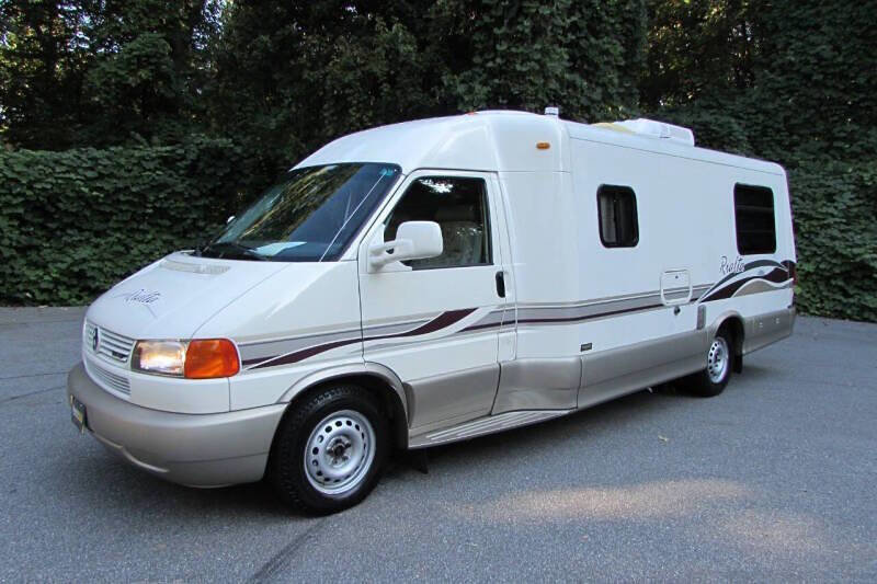 Used 2000 Volkswagen Eurovan image 2