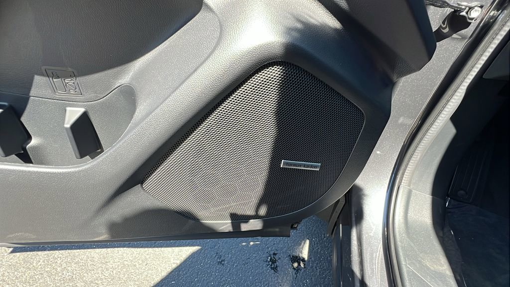 New 2025 Subaru Ascent Touring image 21