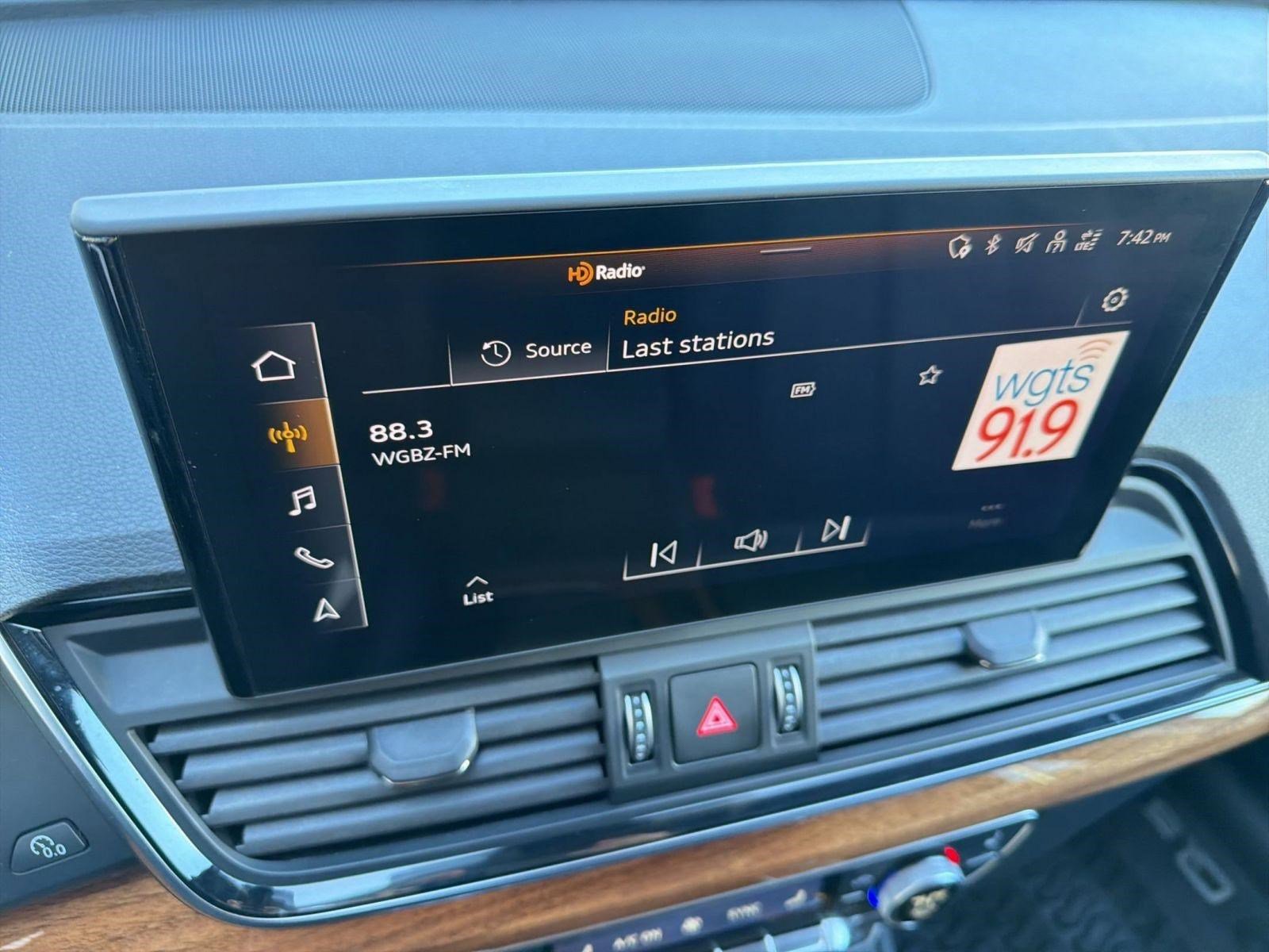 Used 2023 Audi Q5 2.0T Premium w/ Convenience Package image 22