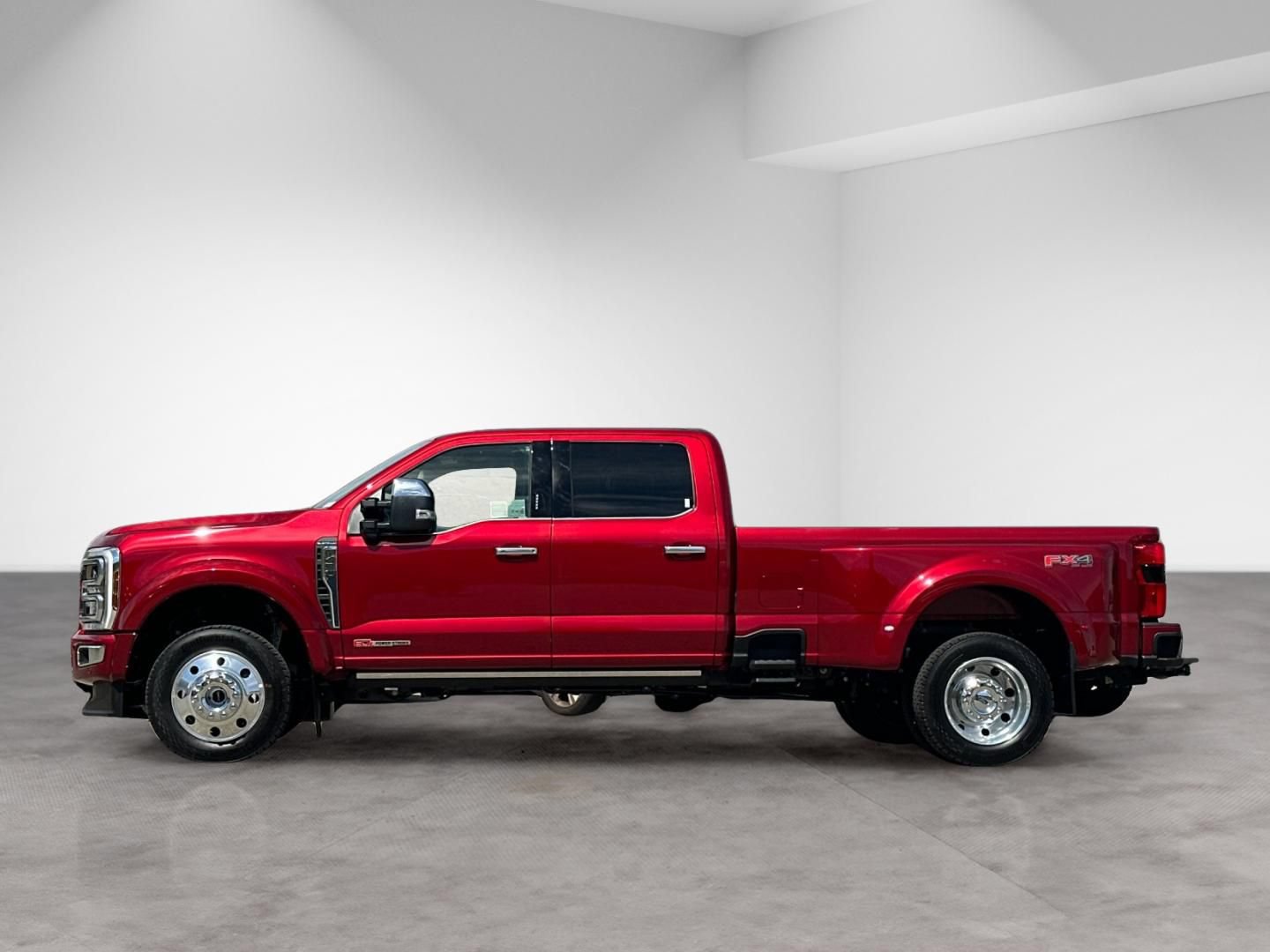 Used 2026 Ford F450 Platinum w/ Platinum Plus Package AWD/4WD image 3