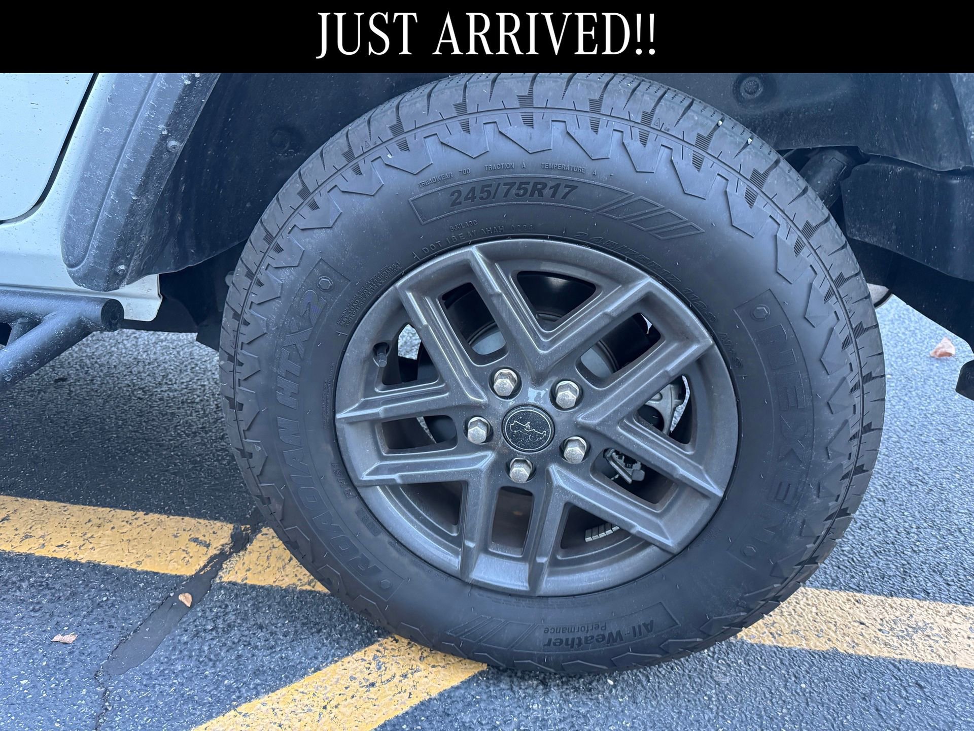 Used 2024 Jeep Wrangler Sport S image 6