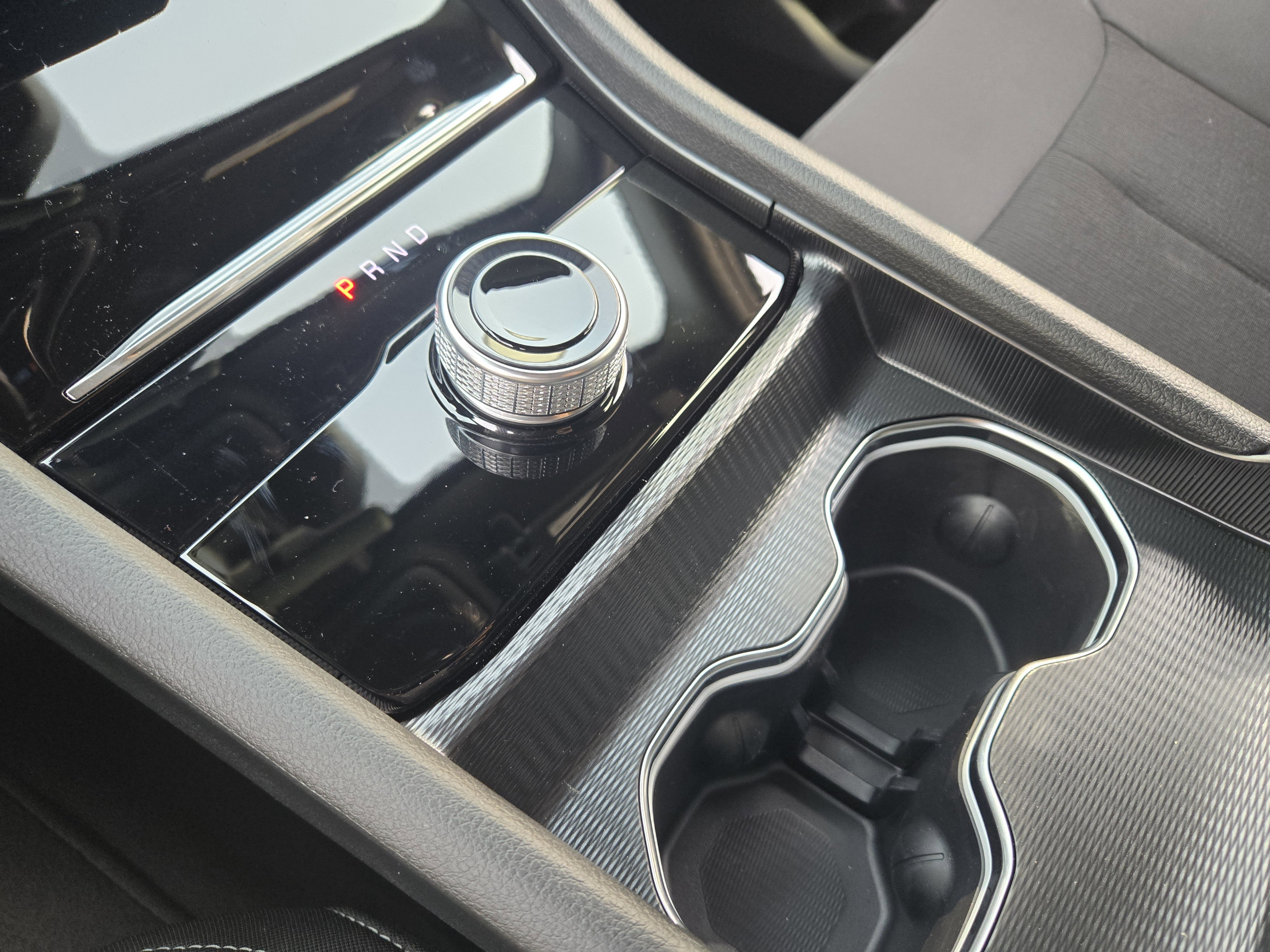 New 2026 Jeep Grand Cherokee Laredo image 17