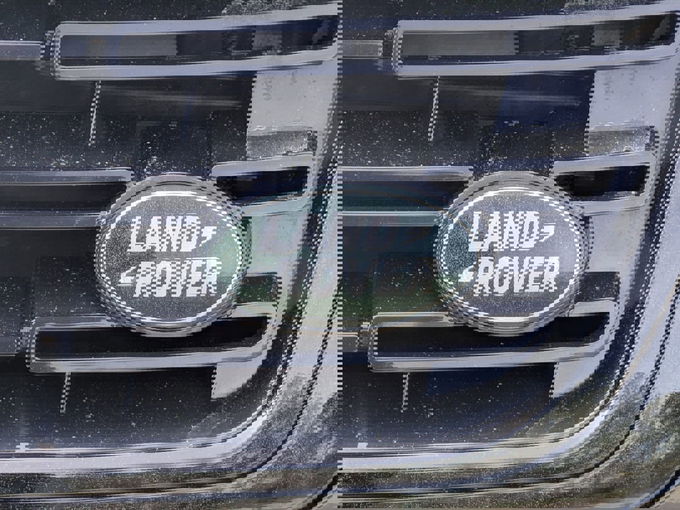 Certified 2025 Land Rover Range Rover Evoque S image 32