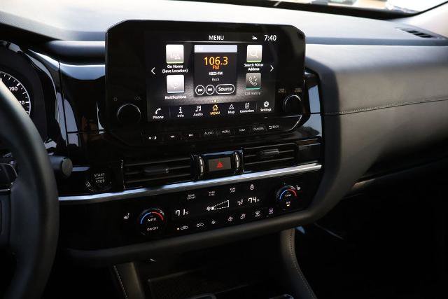 Certified 2025 Nissan Pathfinder SL image 21