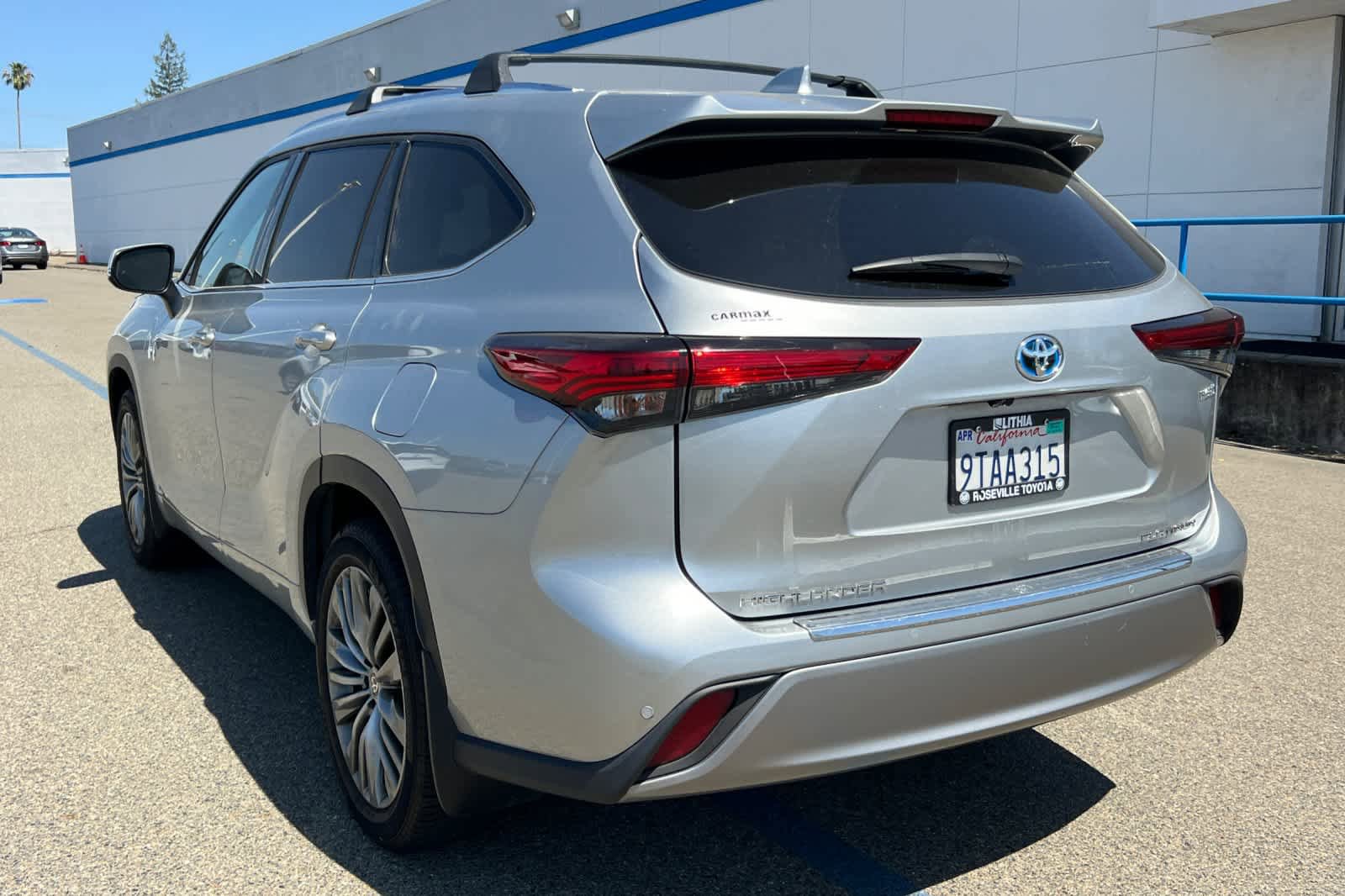 Used 2022 Toyota Highlander Platinum AWD/4WD image 6