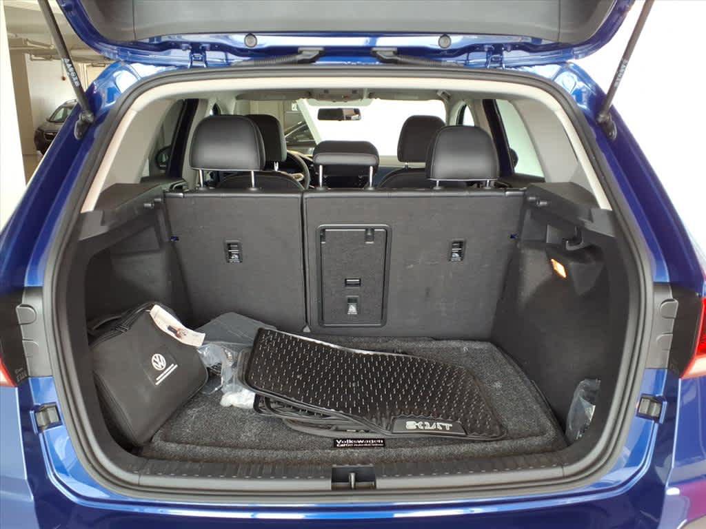 Certified 2022 Volkswagen Taos SE AWD/4WD image 20