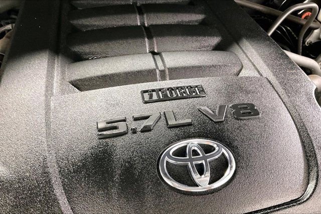 Used 2021 Toyota Tundra Limited w/ Limited Premium Package image 33