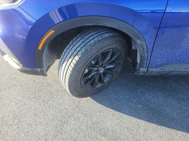 Certified 2025 Honda CR-V Sport image 9