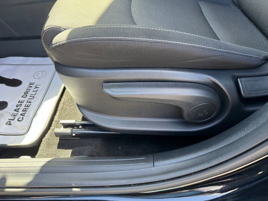 Used 2024 Kia Forte LXS image 25