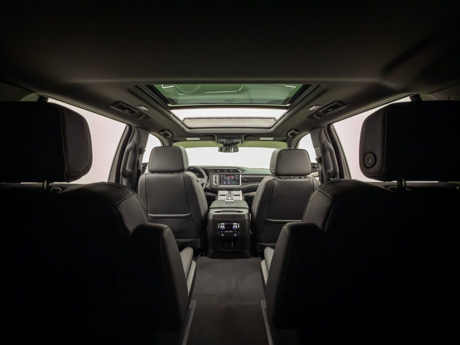 Used 2024 GMC Yukon Denali image 15