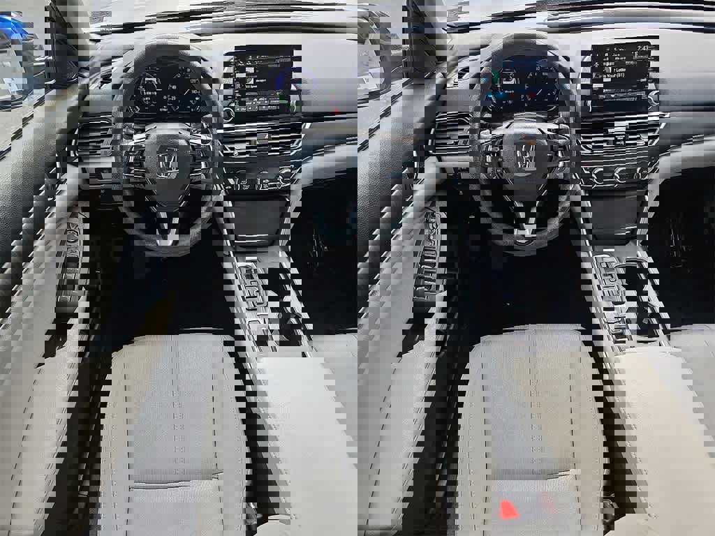 Used 2019 Honda Accord EX image 9