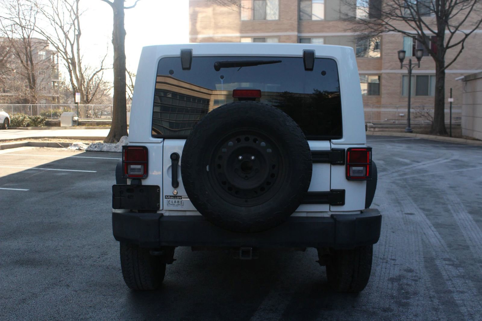 Used 2012 Jeep Wrangler Unlimited Sahara AWD/4WD image 8