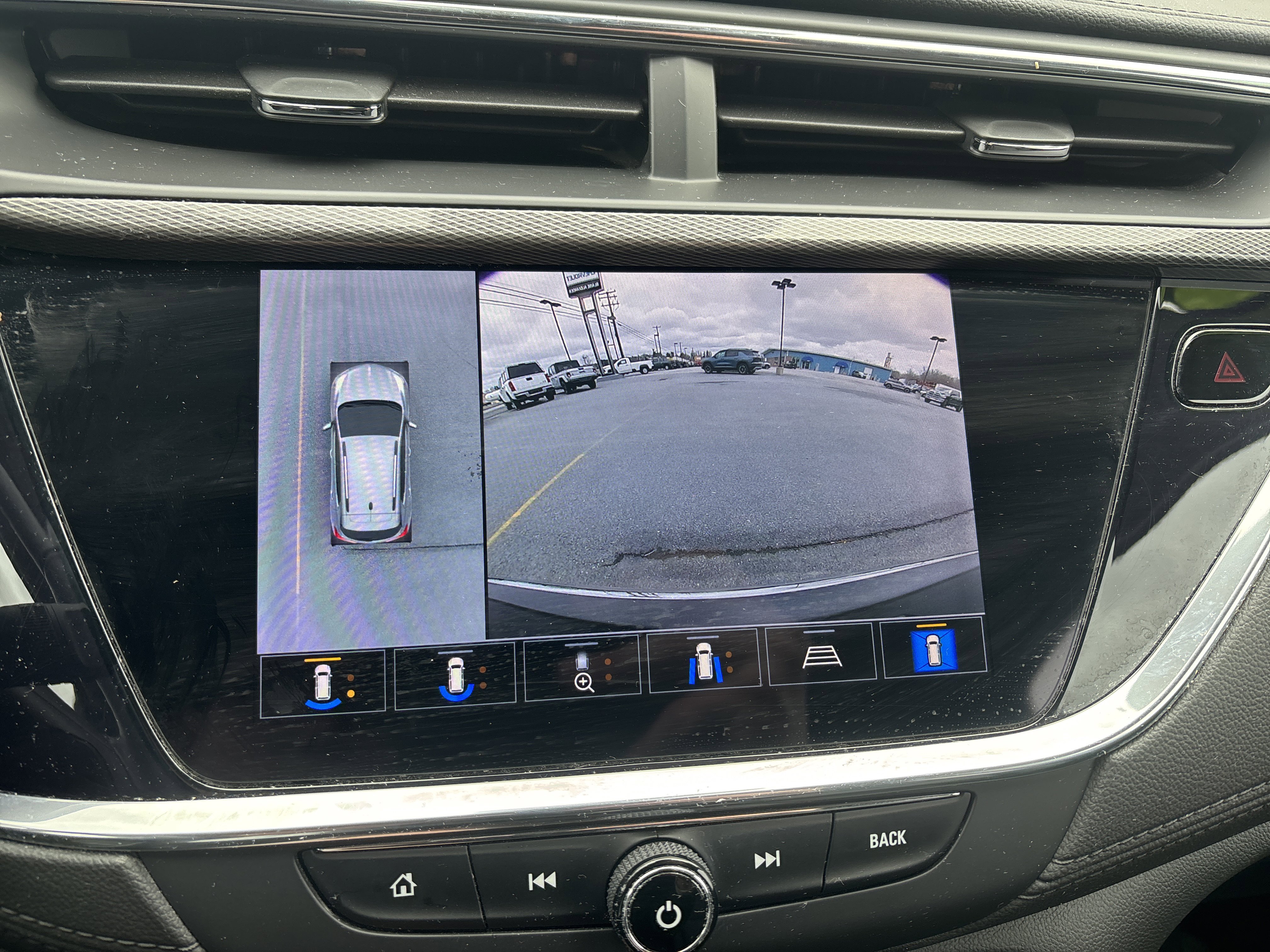 Used 2023 Buick Encore GX Essence w/ Advanced Technology Package image 26